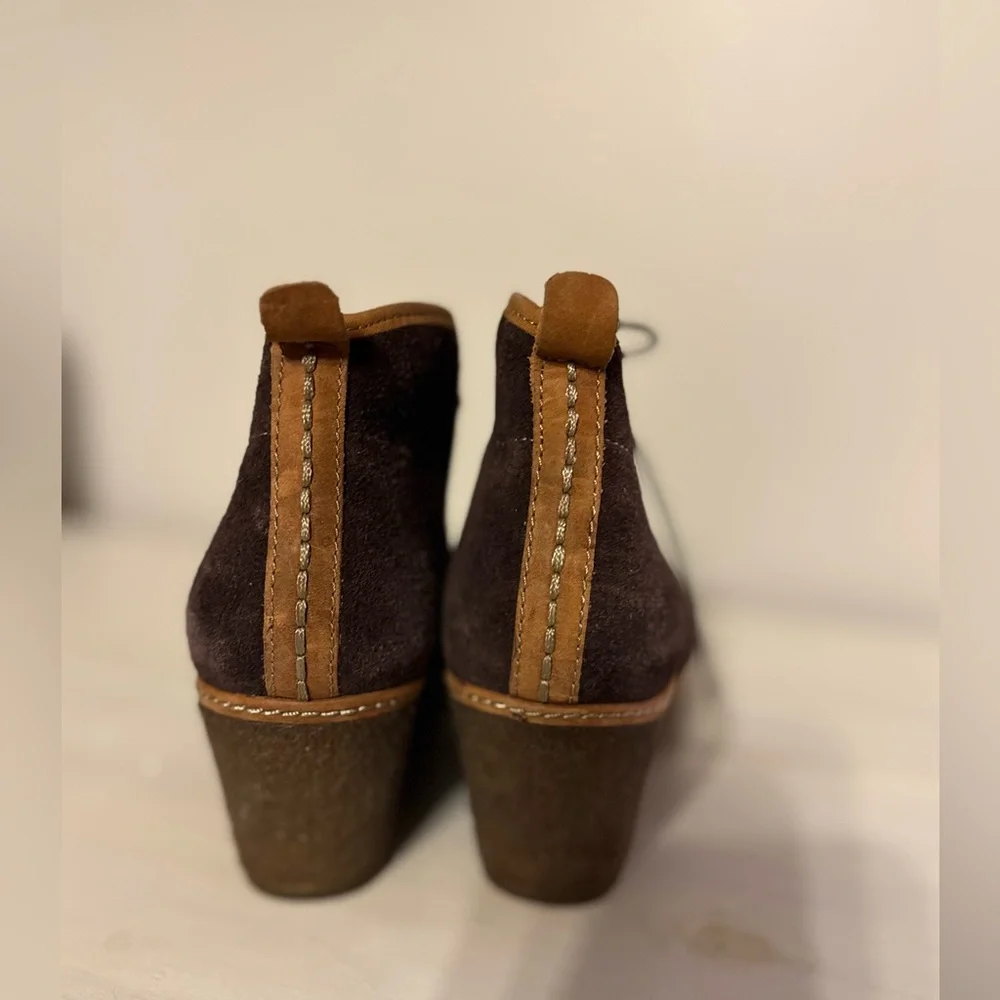 Olukai Wali Suede - Women's Comfort Wedge size 7.5 in brown - Picture 5 of 9